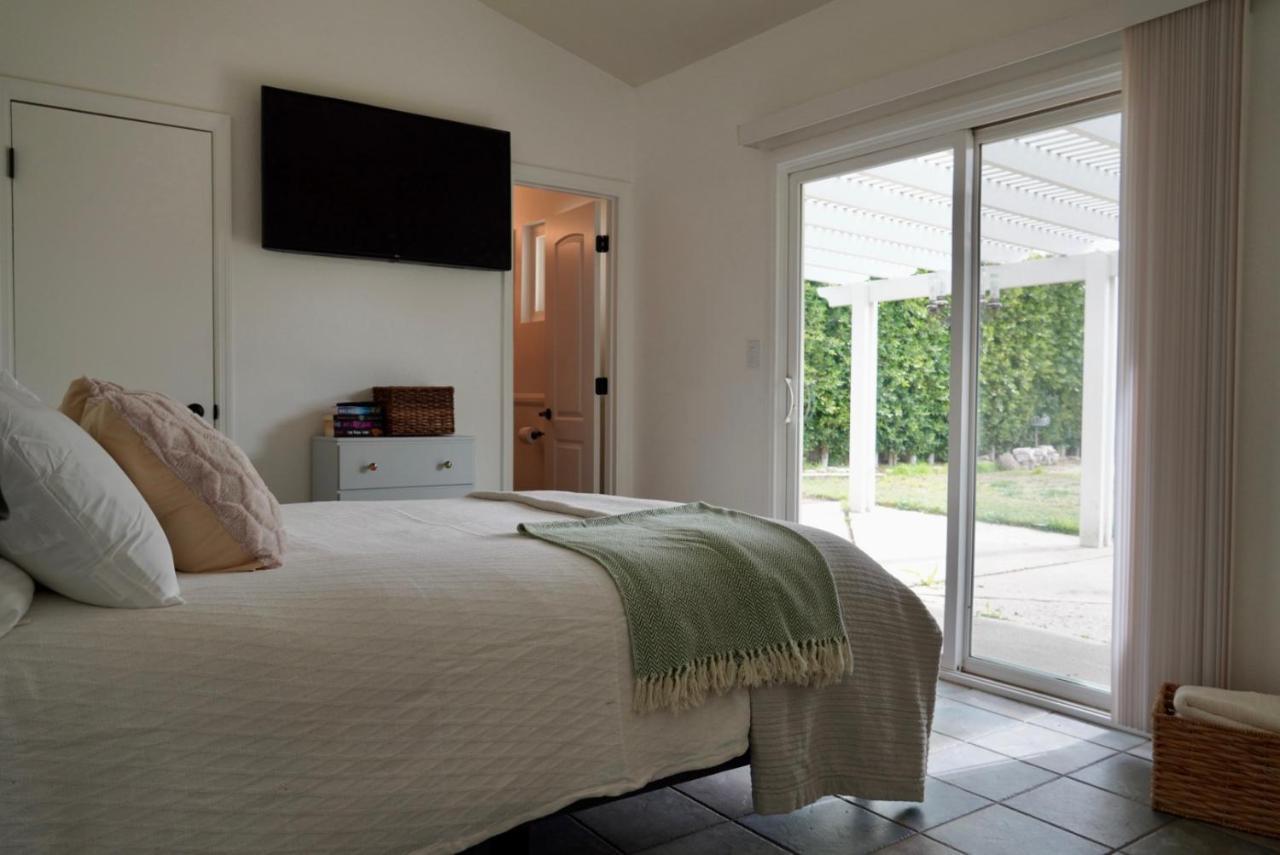 Villa Cozy Family Hideaway, Sleeps 8, 4 Tv'S Yard, Shops Simi Valley Exterior foto
